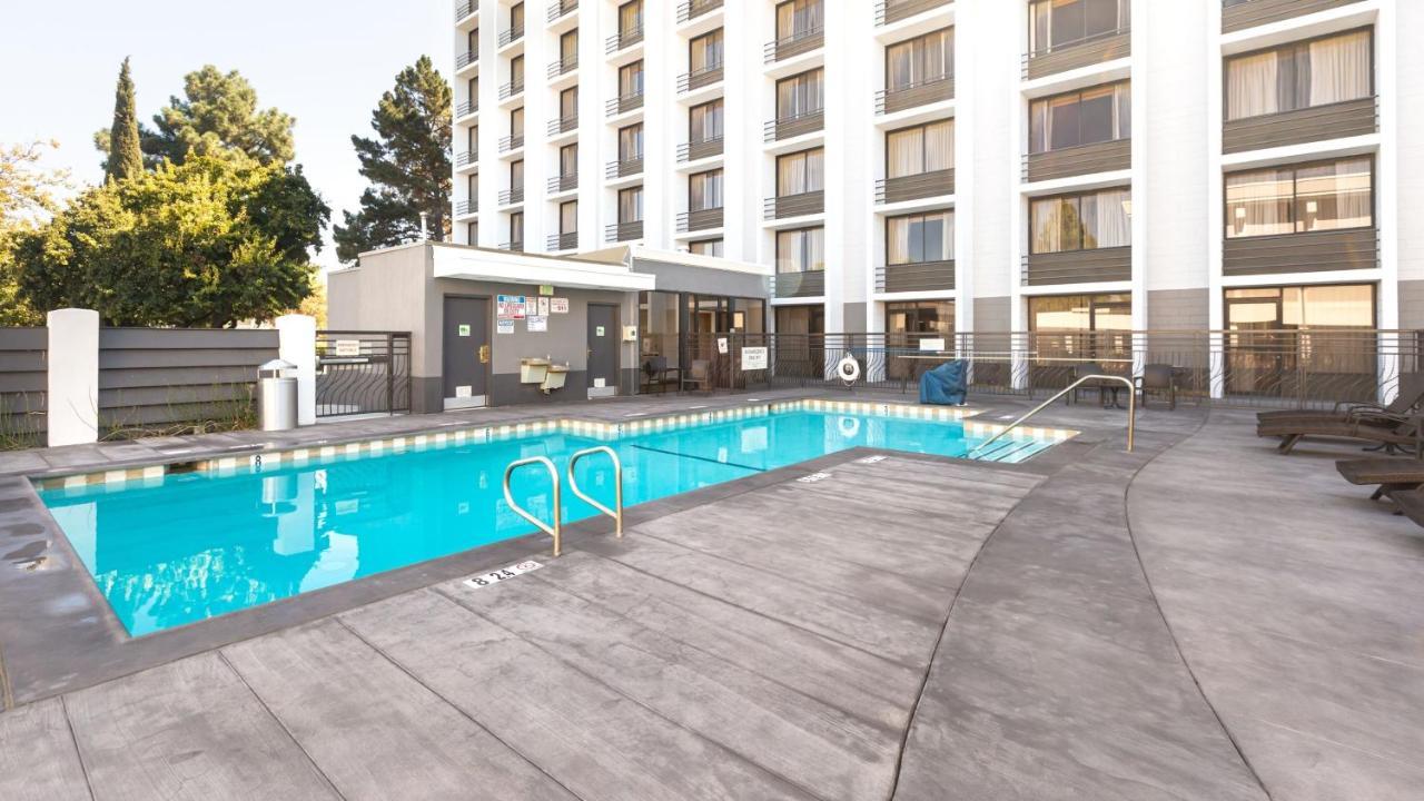 Holiday Inn San Jose-Silicon Valley By Ihg Ngoại thất bức ảnh